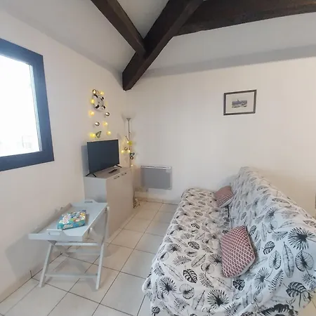 T3, 4/5 Couchages, Piscine, Tennis Et Parking Апартаменты Saint-Pierre-la-Mer (Aude)
